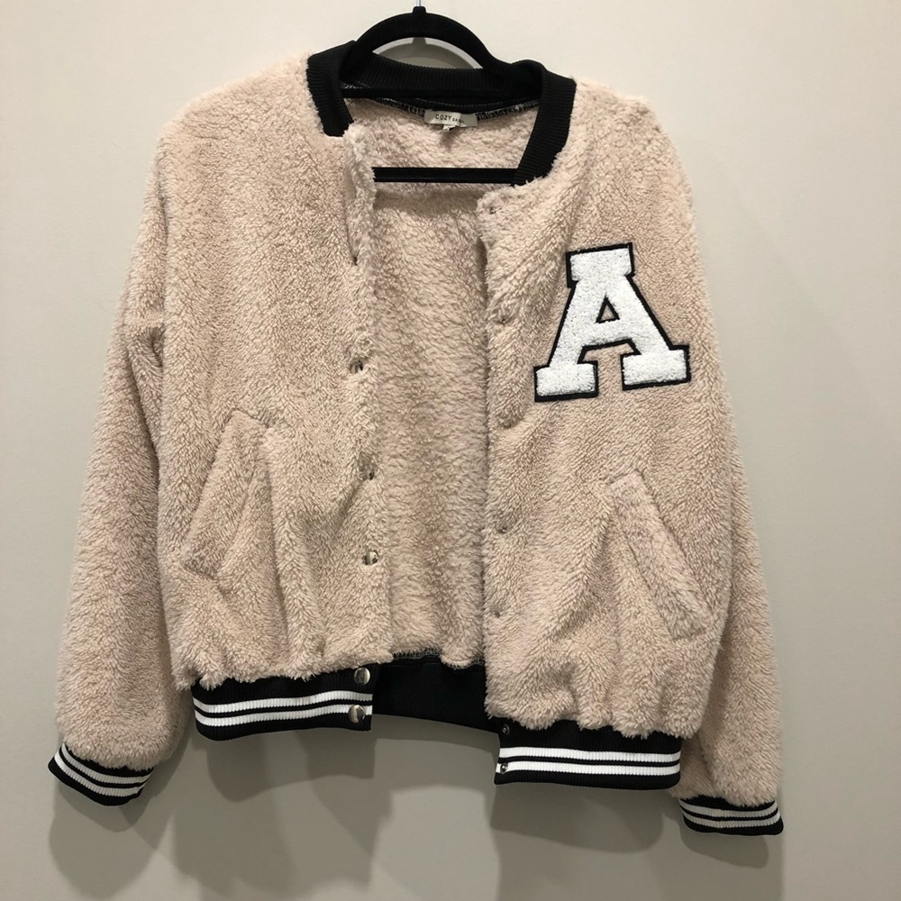 Cozy Casual Bomber Jacket M